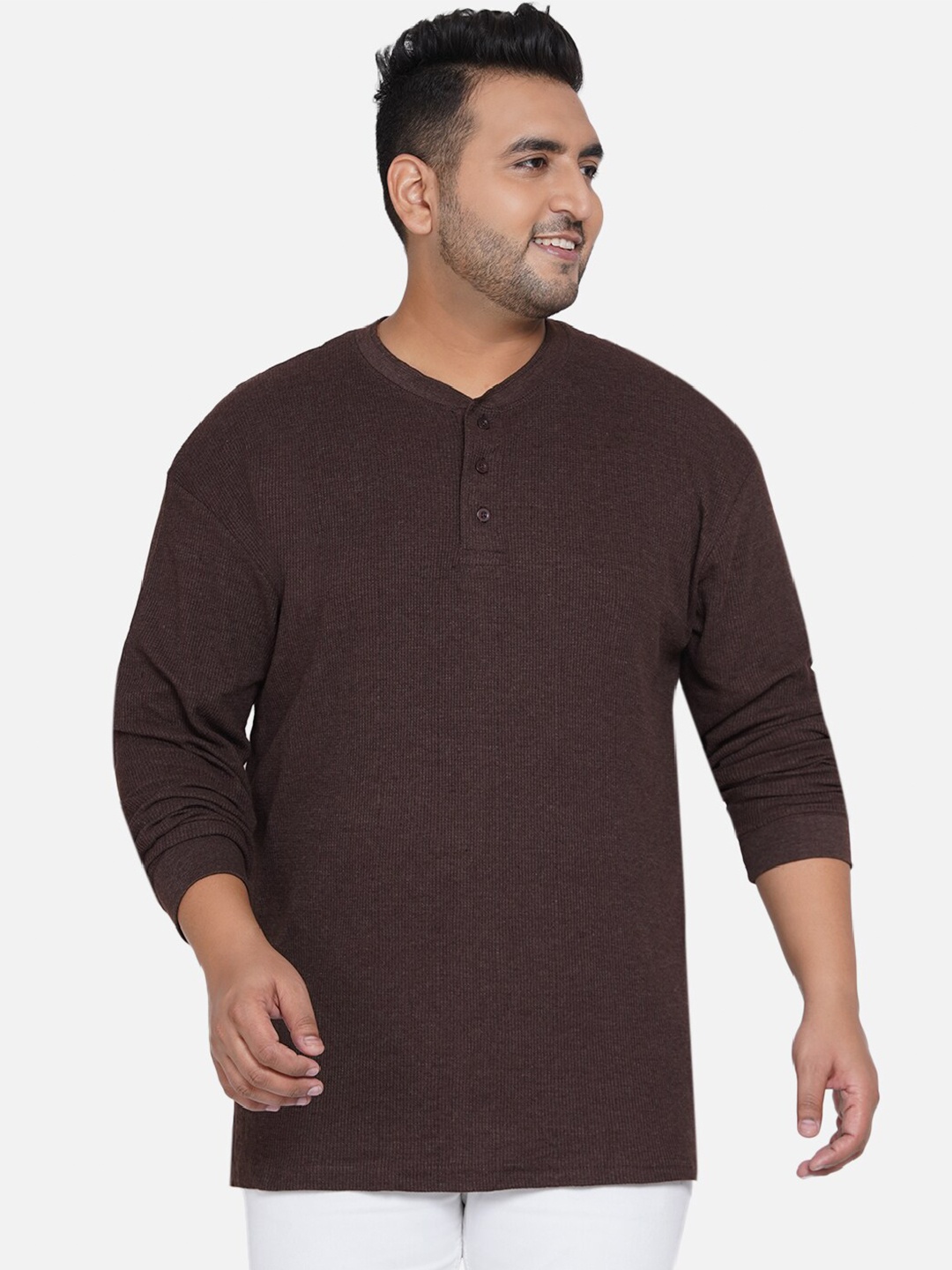 

Santonio Men Brown Henley Neck Pockets T-shirt