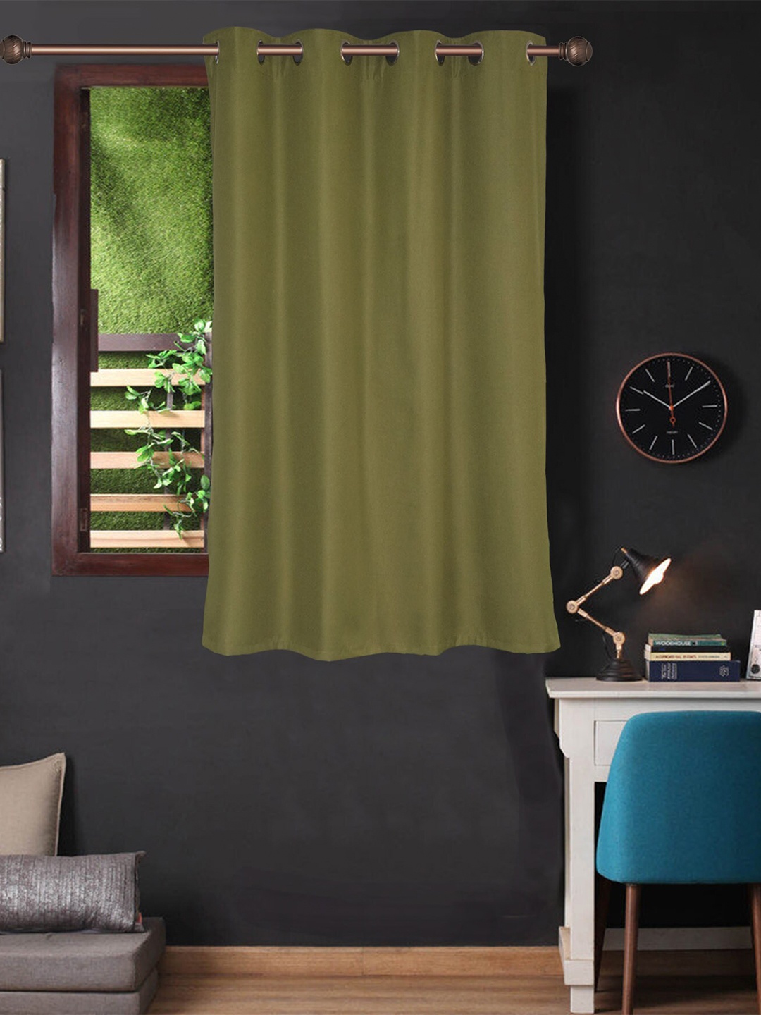 

Lushomes Green Waterproof Matty Window Curtain