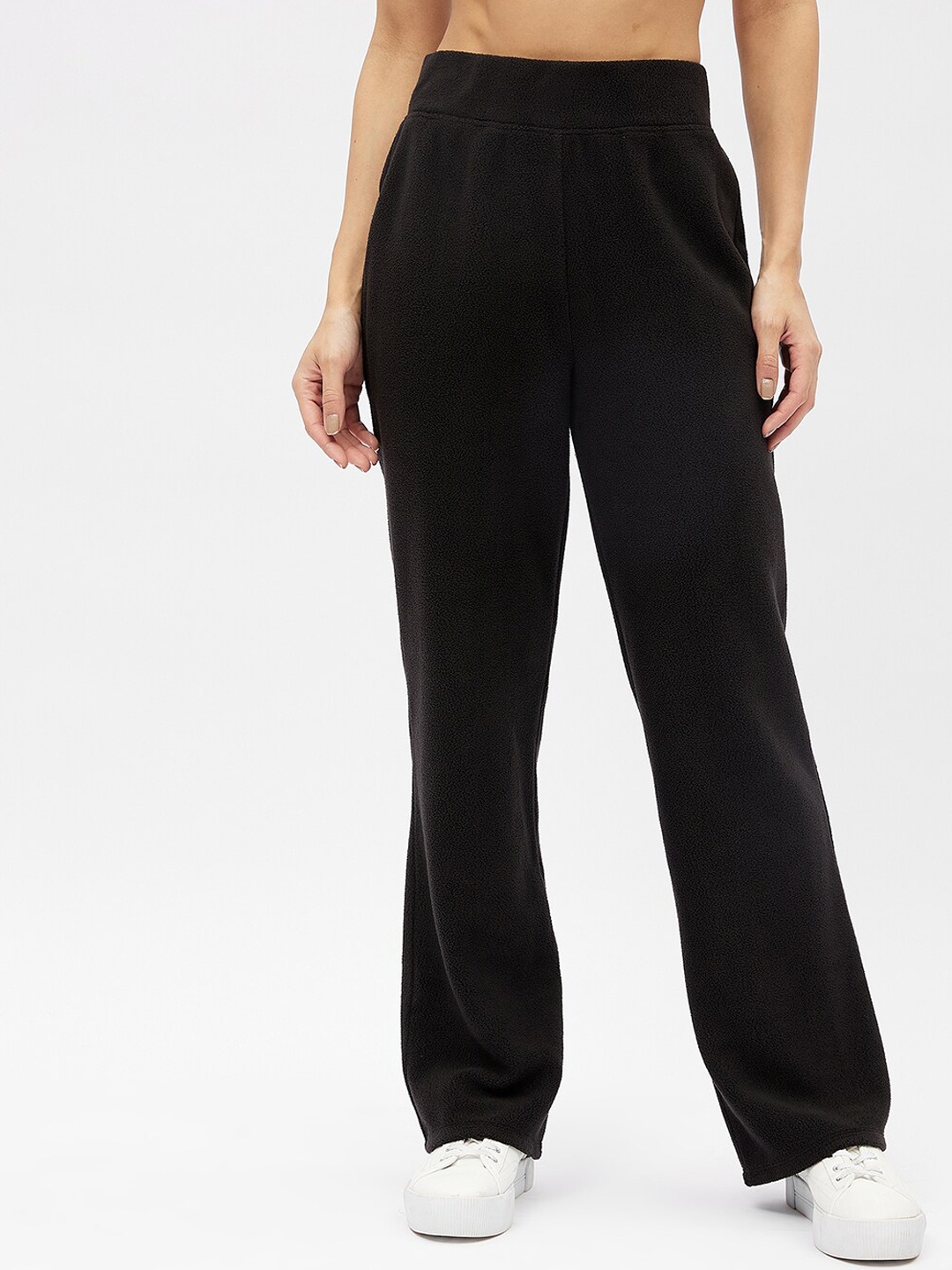 

Harpa Women Black Solid Track Pants