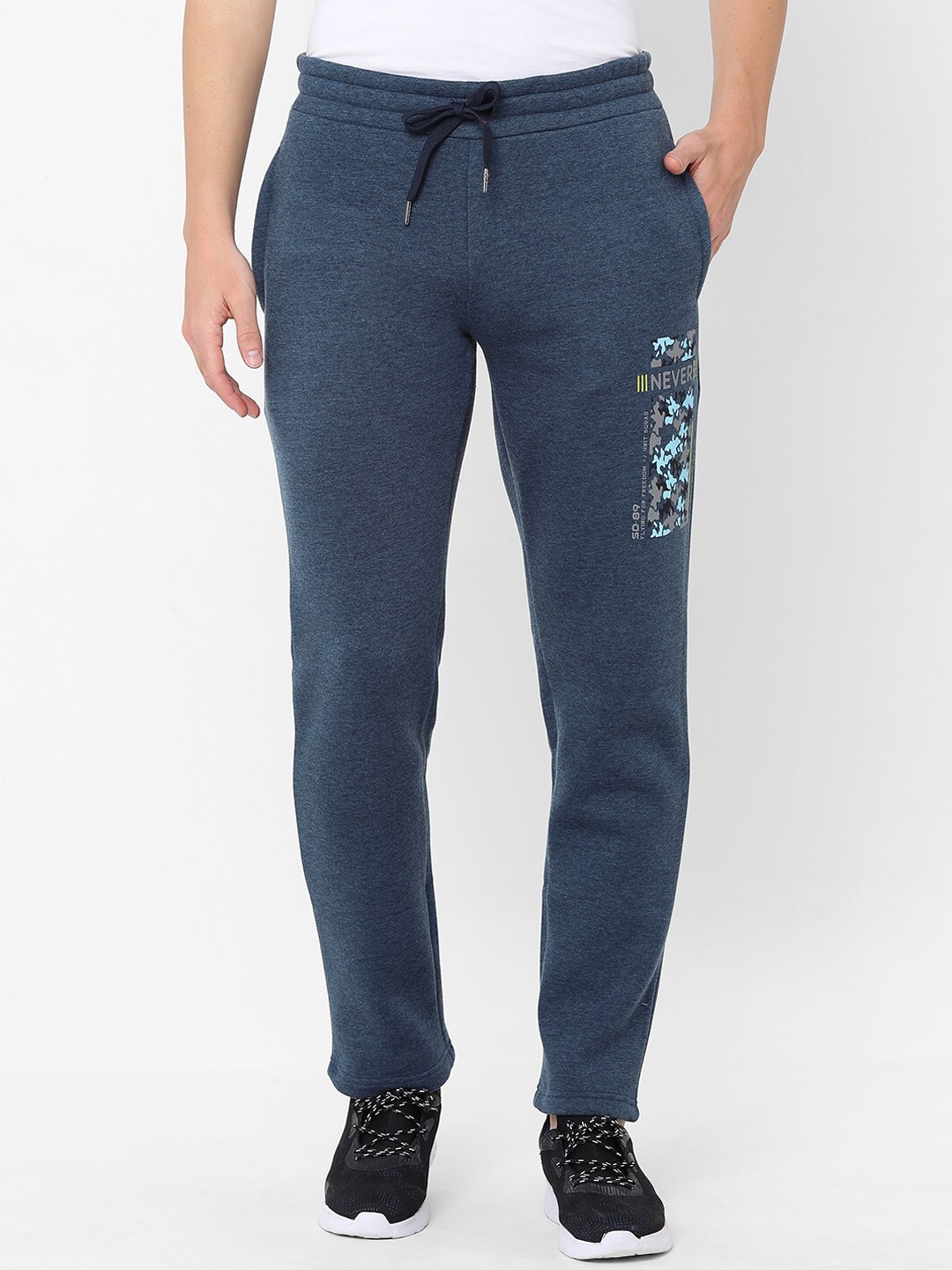 

Sweet Dreams Men Track Pants with Printed Detail, Navy blue