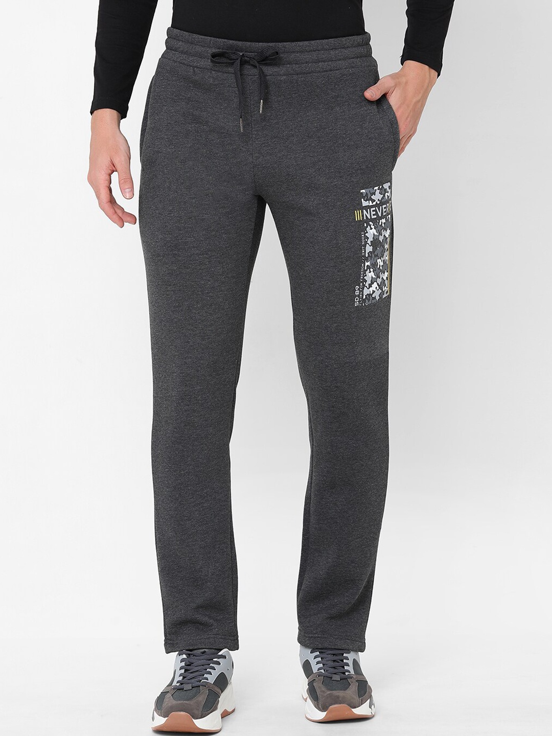

Sweet Dreams Men Track Pants with Printed Detail, Charcoal