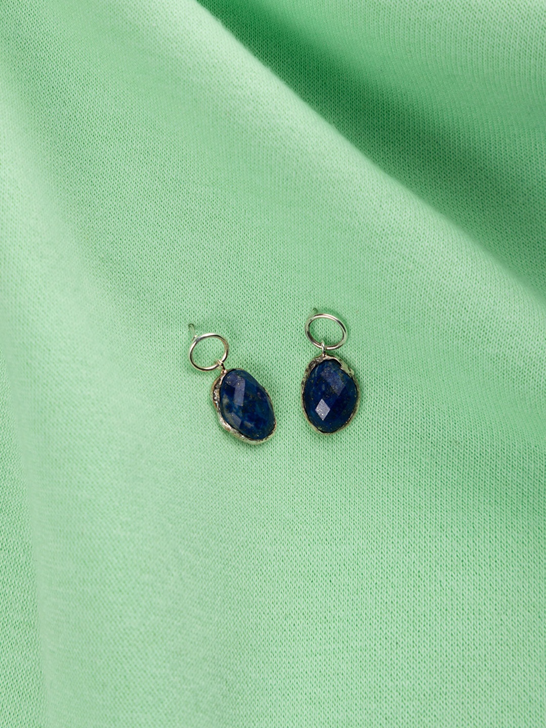 

ExclusiveLane Silver-Toned & Blue Contemporary Studs Earrings