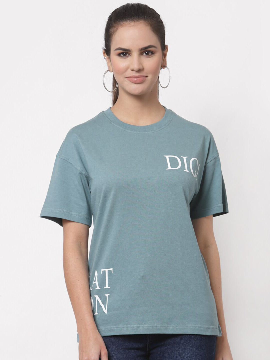 

The Roadster Lifestyle Co Women Blue & White Printed T-shirt