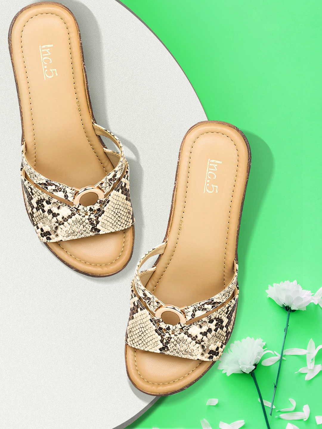 

Inc 5 Beige Printed Wedge Heels