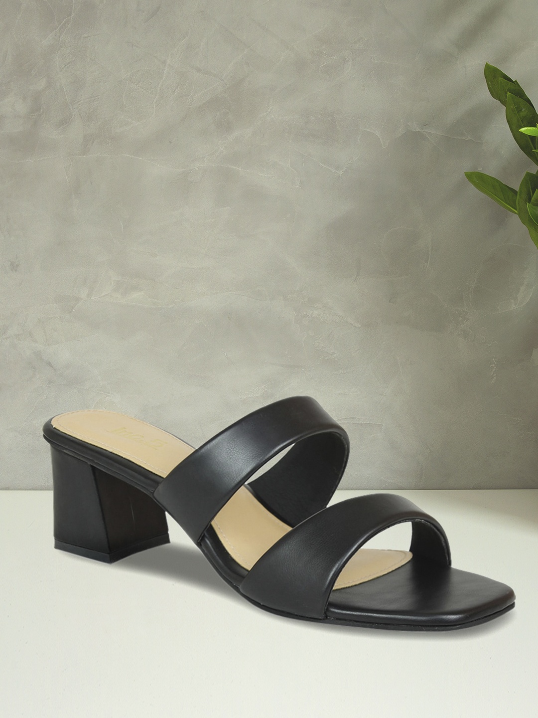 

Inc 5 Black Block Heels