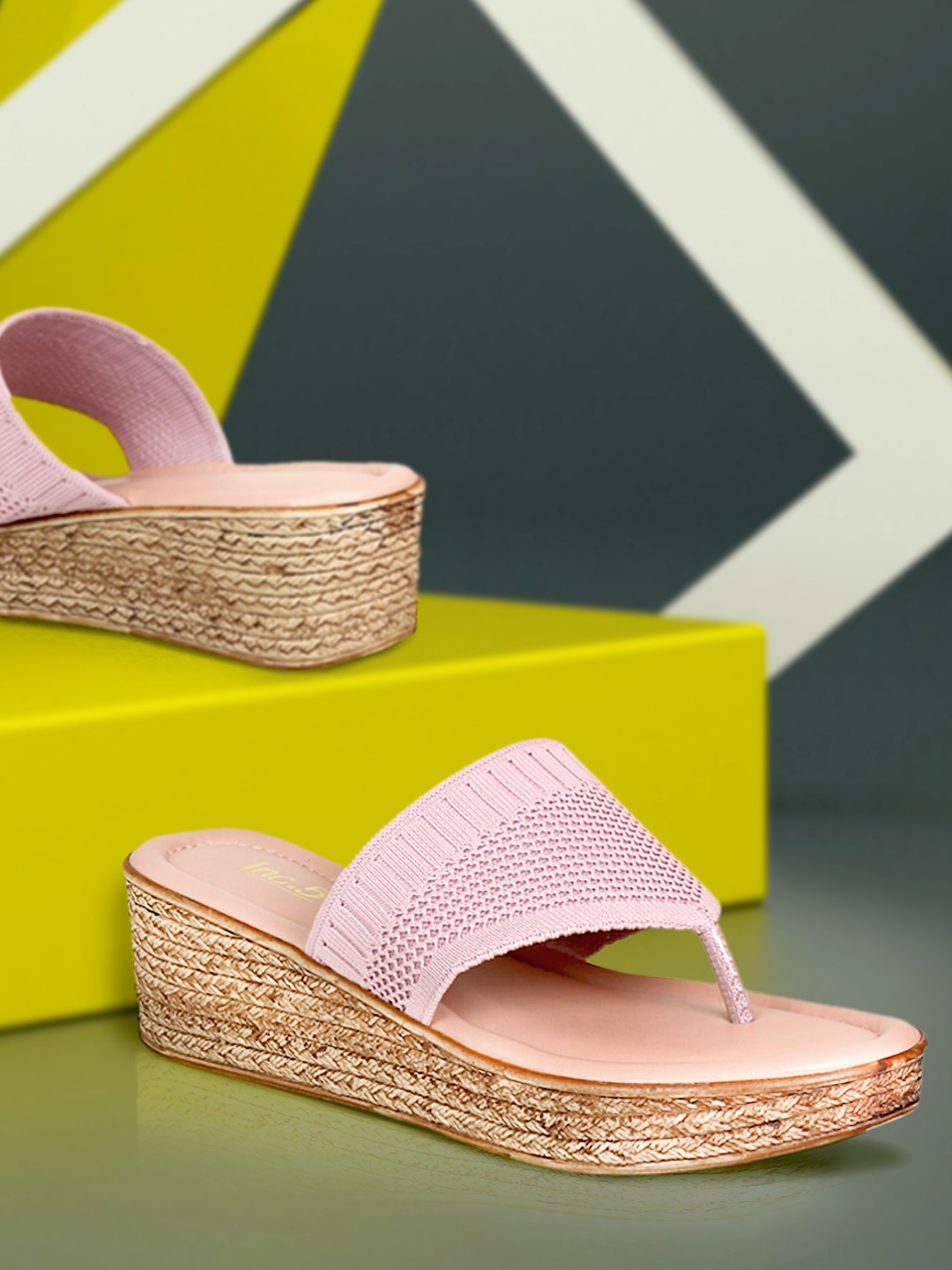 

Inc 5 Pink Wedge Heels