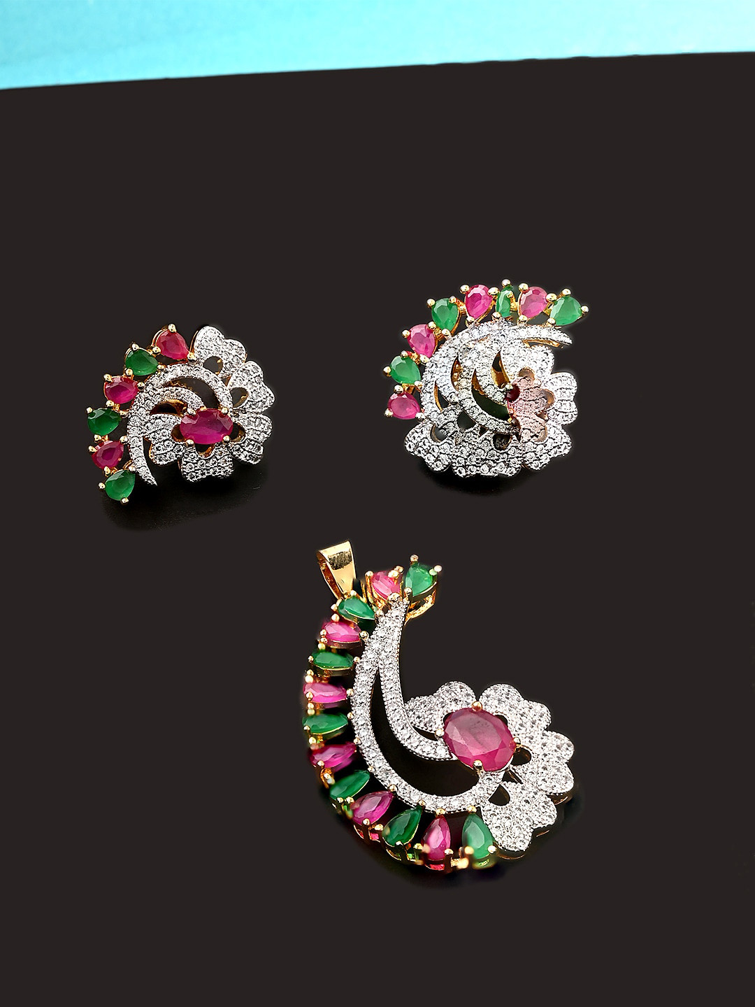 

Voylla Women Pink & Green Silver-Plated Contemporary Designed Pendant & Earring Set, Gold
