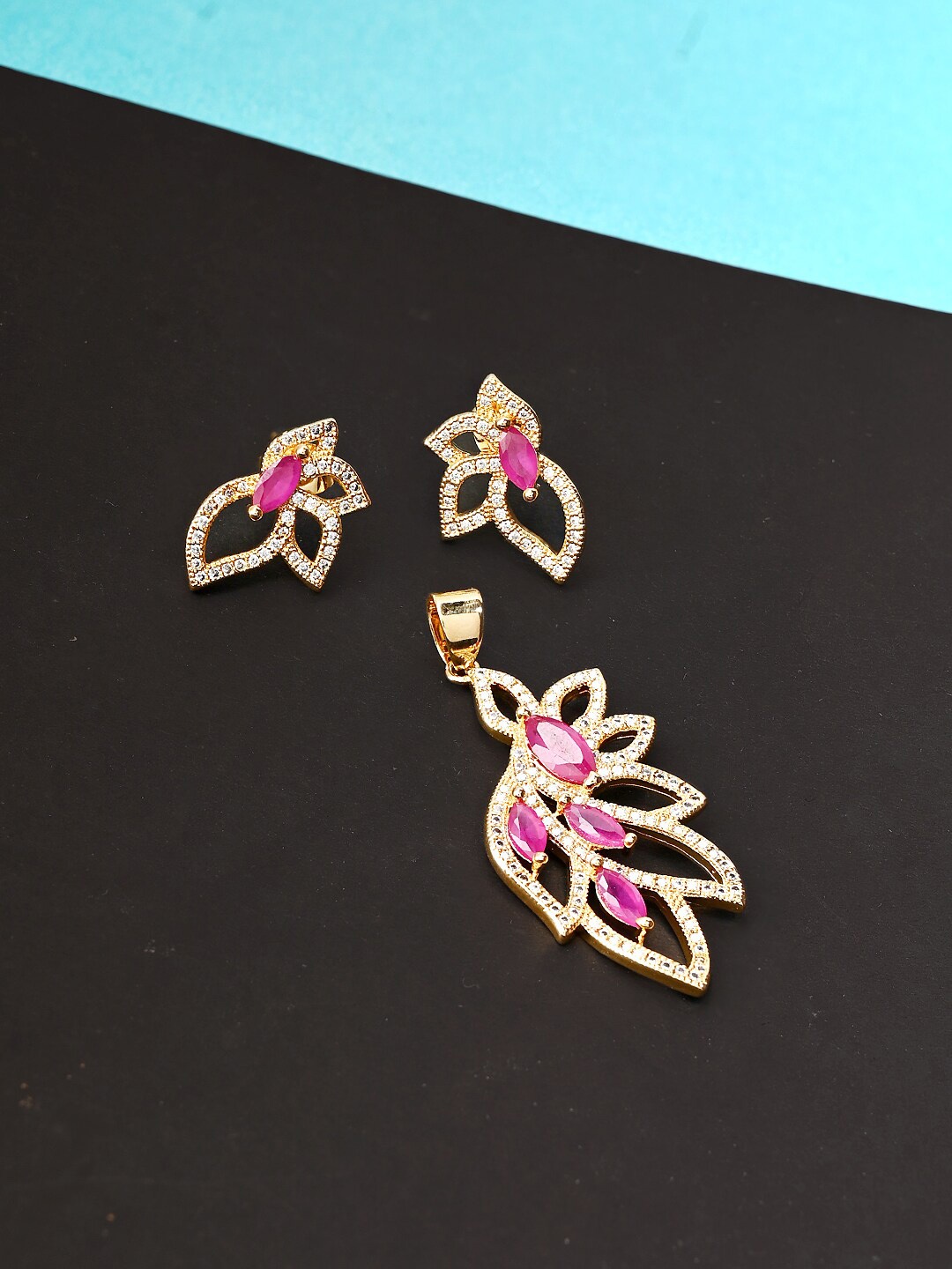 

Voylla Gold-Toned & Pink CZ Stone Studded Leafy Pendant Set