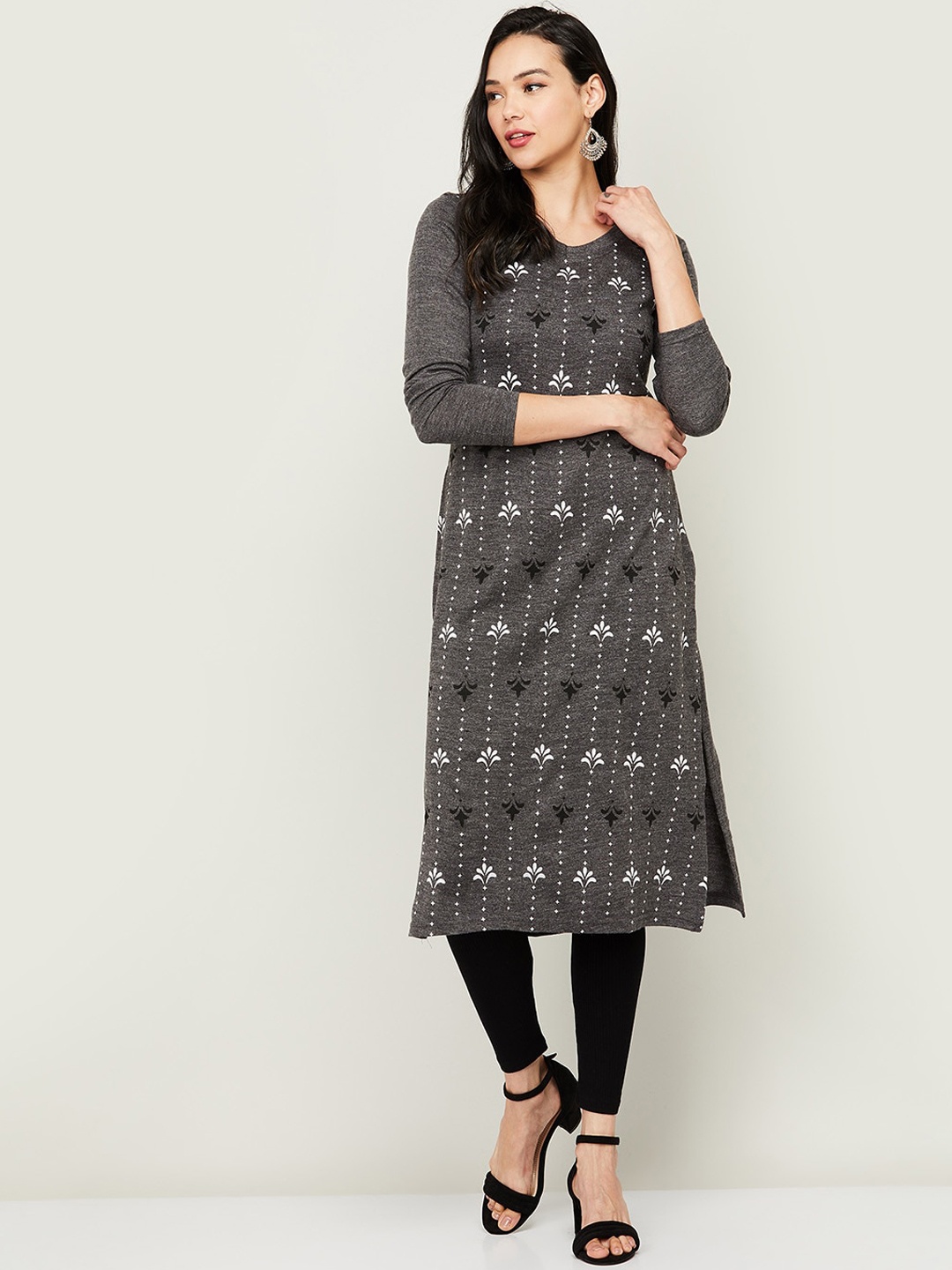 

Melange by Lifestyle Women Grey Geometric Dyed Cold-Shoulder Sleeves Kurta