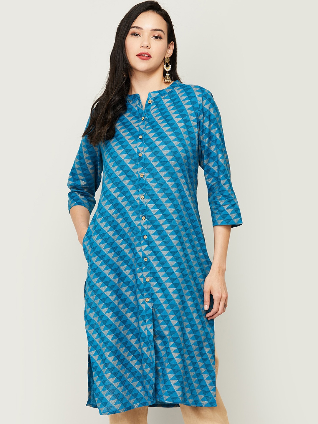 

Melange by Lifestyle Women Navy Blue & White Geometric Printed Kurta