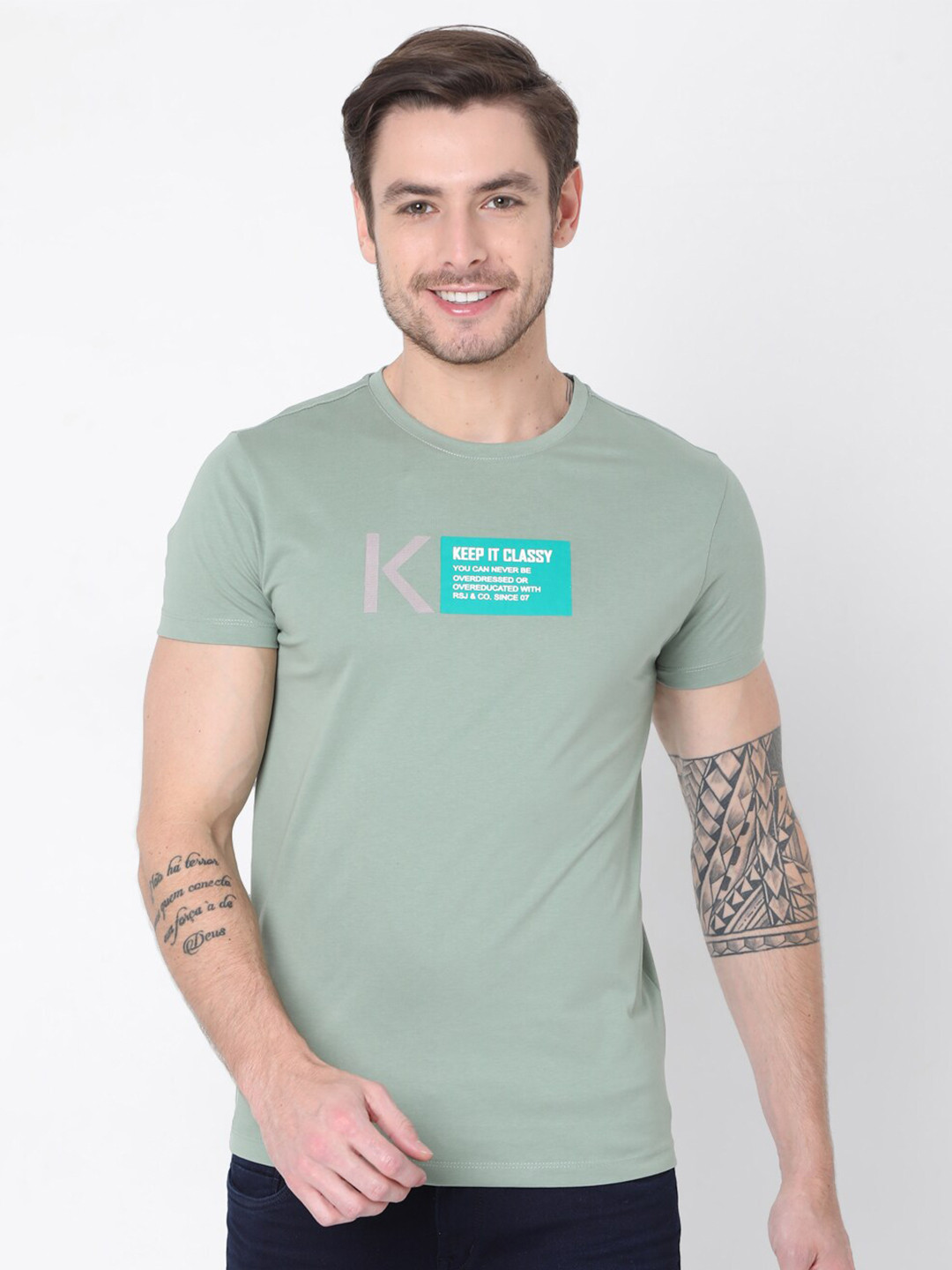

Rex Straut Jeans Men Olive Green Typography Printed Slim Fit T-shirt