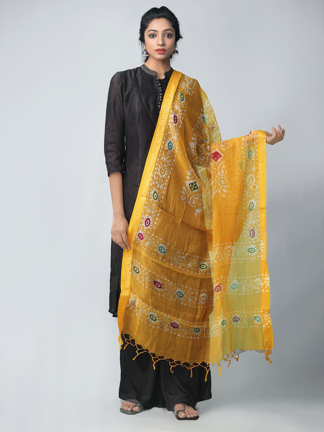 

Unnati Silks Yellow Ethnic Motifs Dyed Pure Cotton Tie and Dye Dupatta