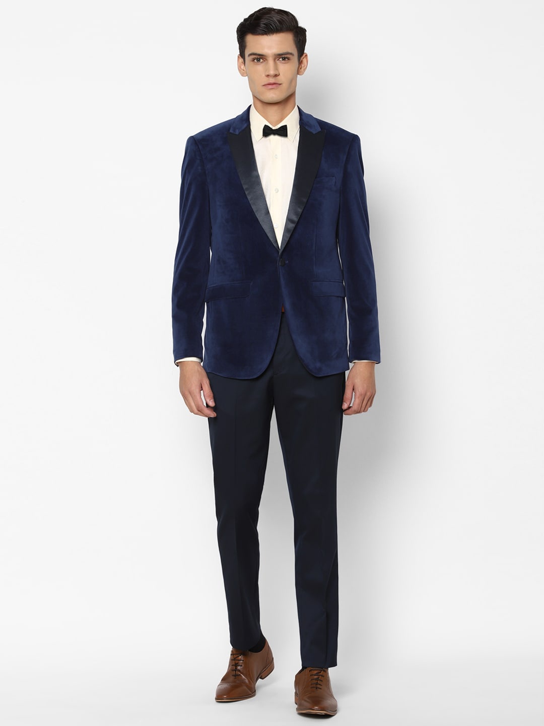 

Allen Solly Men Navy Blue Solid Slim-Fit Single-Breasted Two-Piece Party Suit