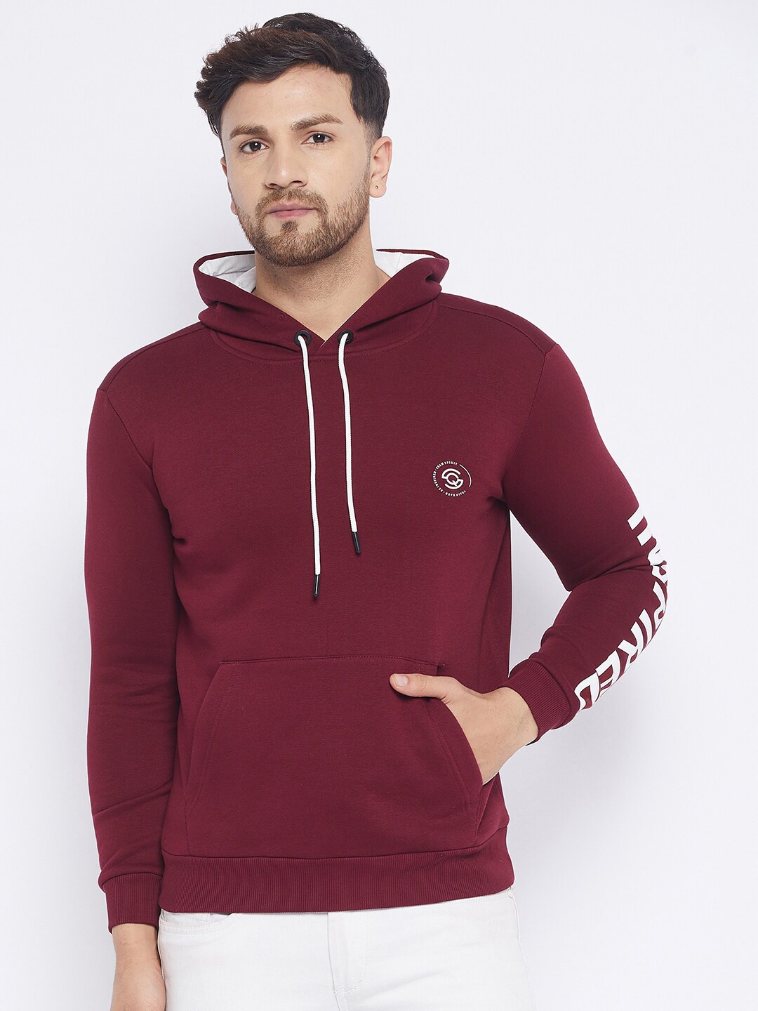 

QUBIC Men Maroon Hooded Sweatshirt