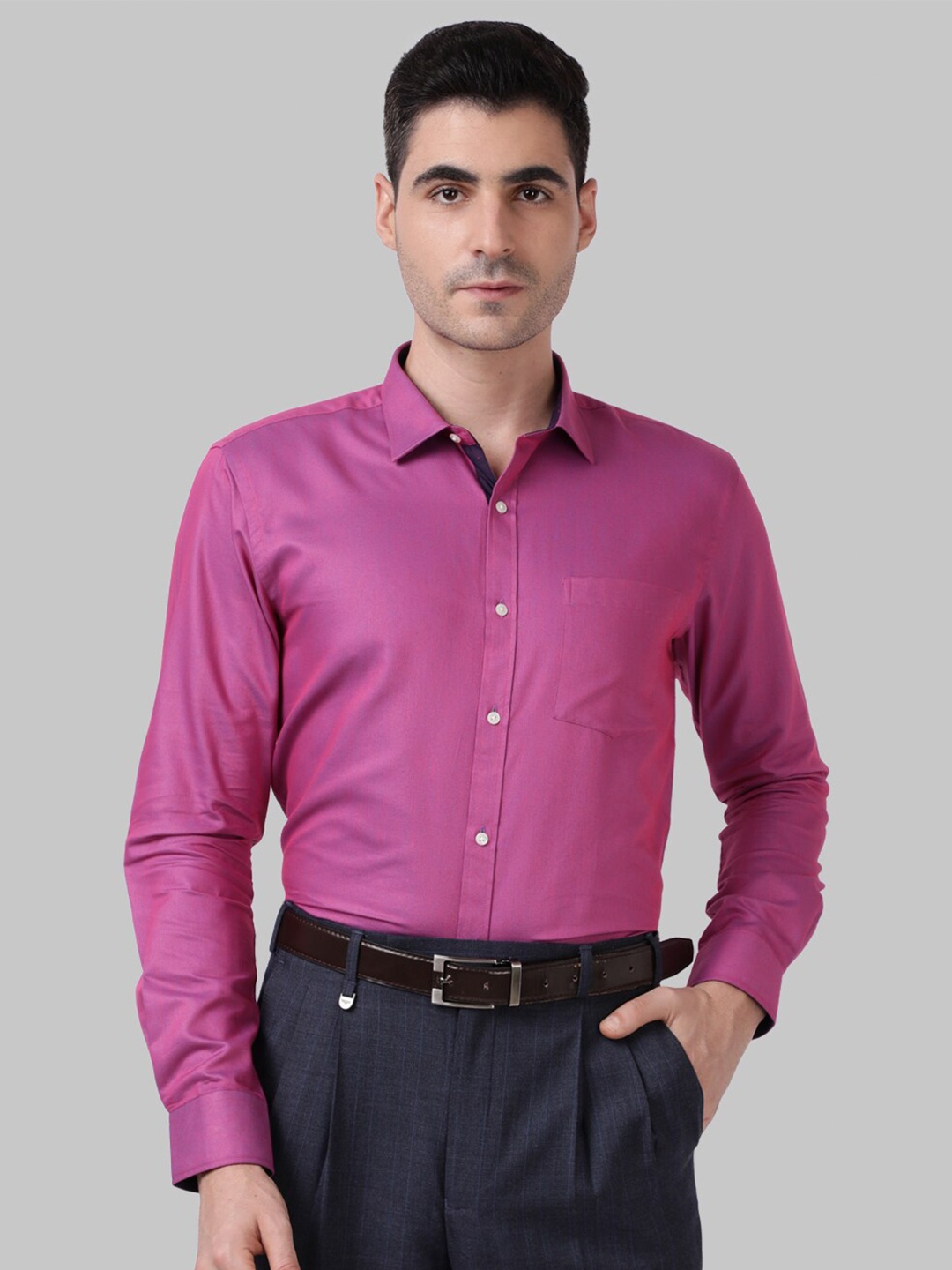 

Park Avenue Men Magenta Slim Fit Formal Shirt