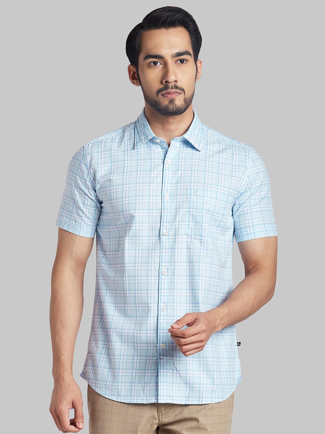 

Parx Men Blue Slim Fit Checked Casual Shirt