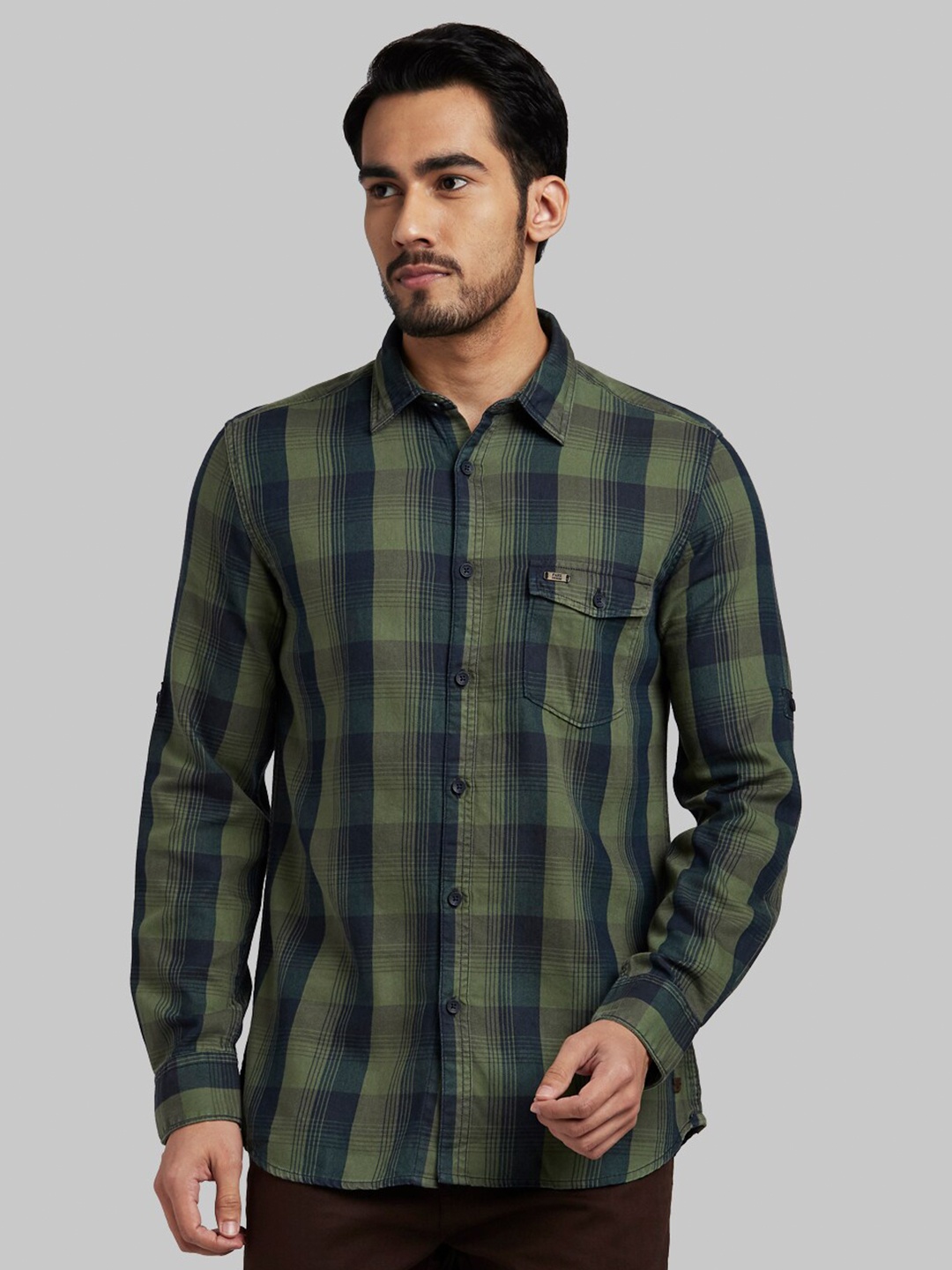 

Parx Men Green Slim Fit Checked Casual Shirt