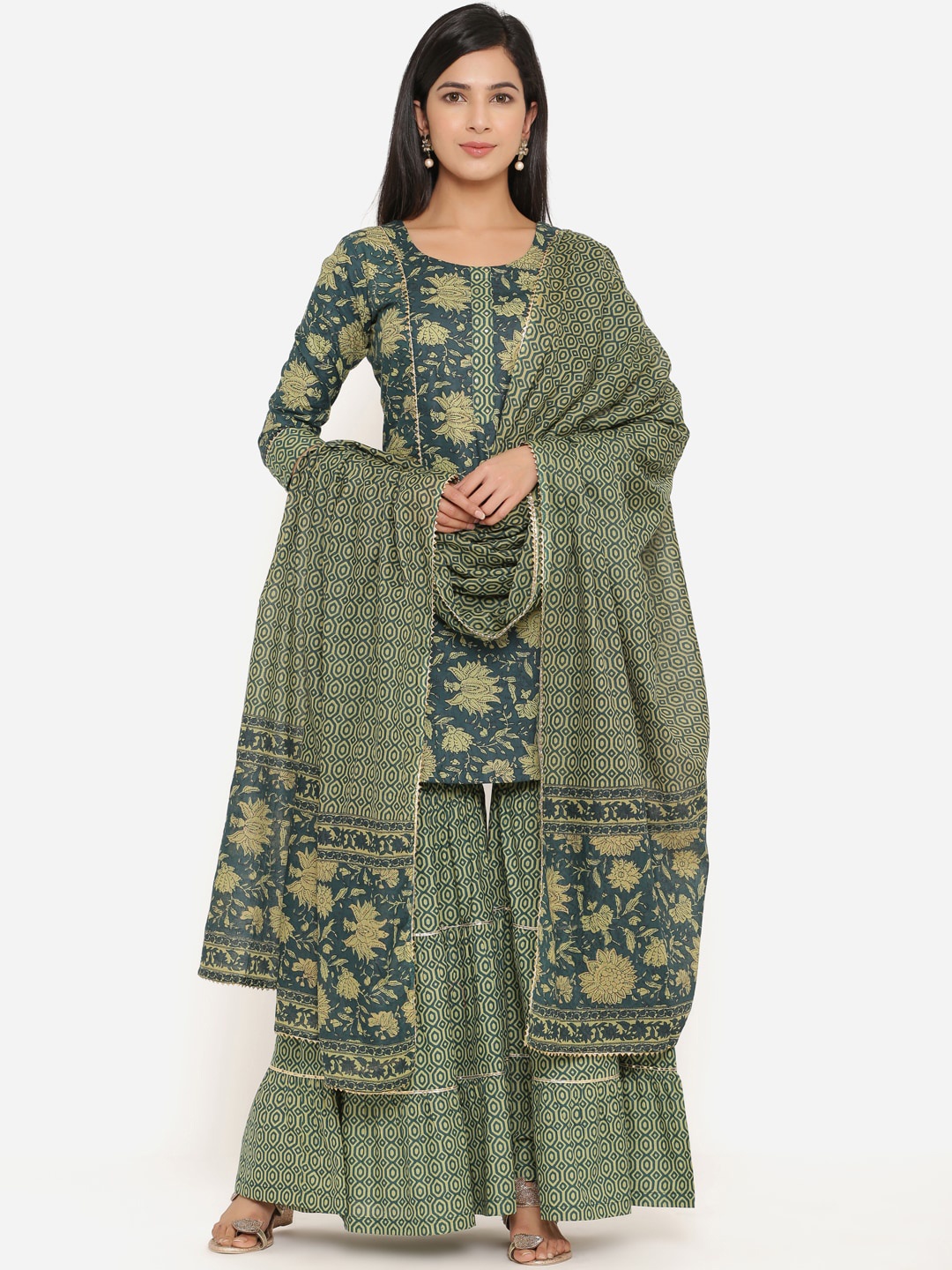 

Aprique FAB Woman Green Pure Cotton Kurta with Sharara & With Dupatta