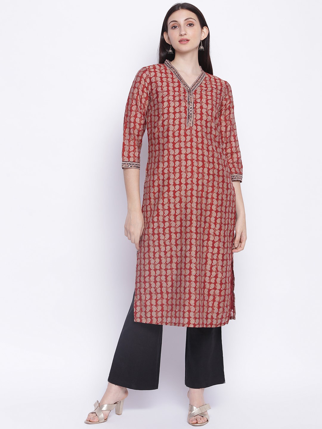 

IMARA Women Maroon Geometric Checked Thread Work Chanderi Silk Chanderi Silk Kurta