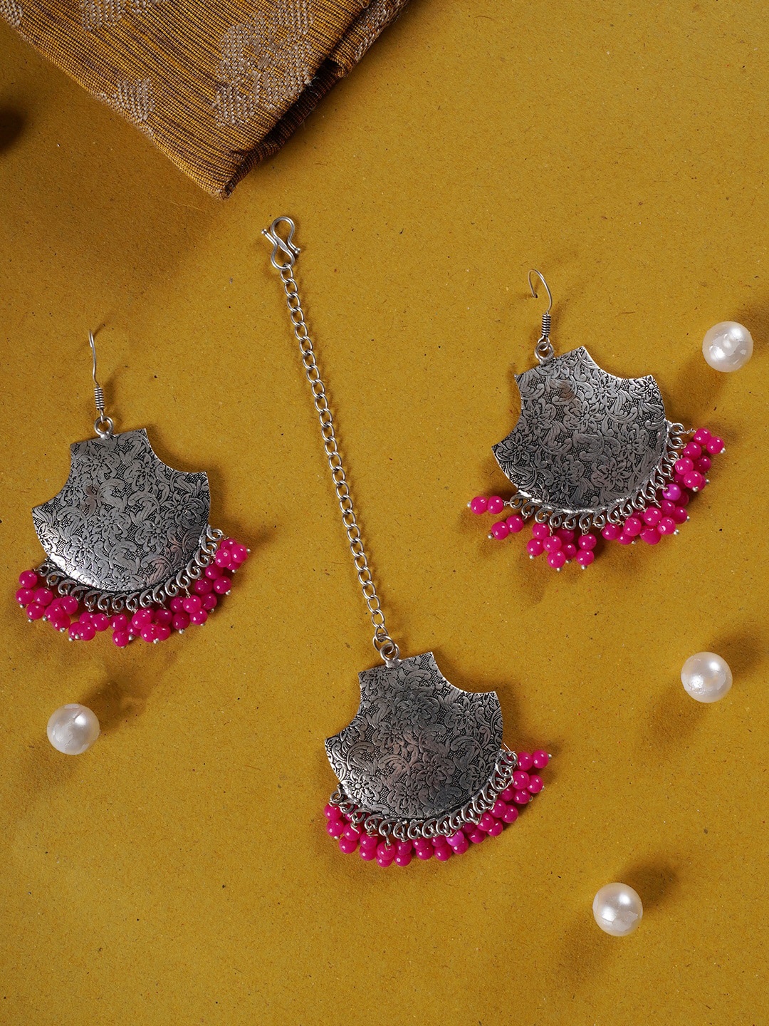 

Shoshaa Magenta & Silver-Plated Oxidised Beaded Jewellery Set