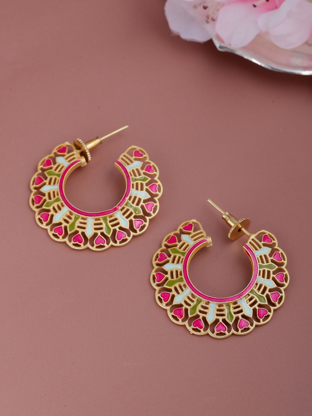 

Shoshaa Magenta & Gold-Toned Contemporary Half Hoop Earrings