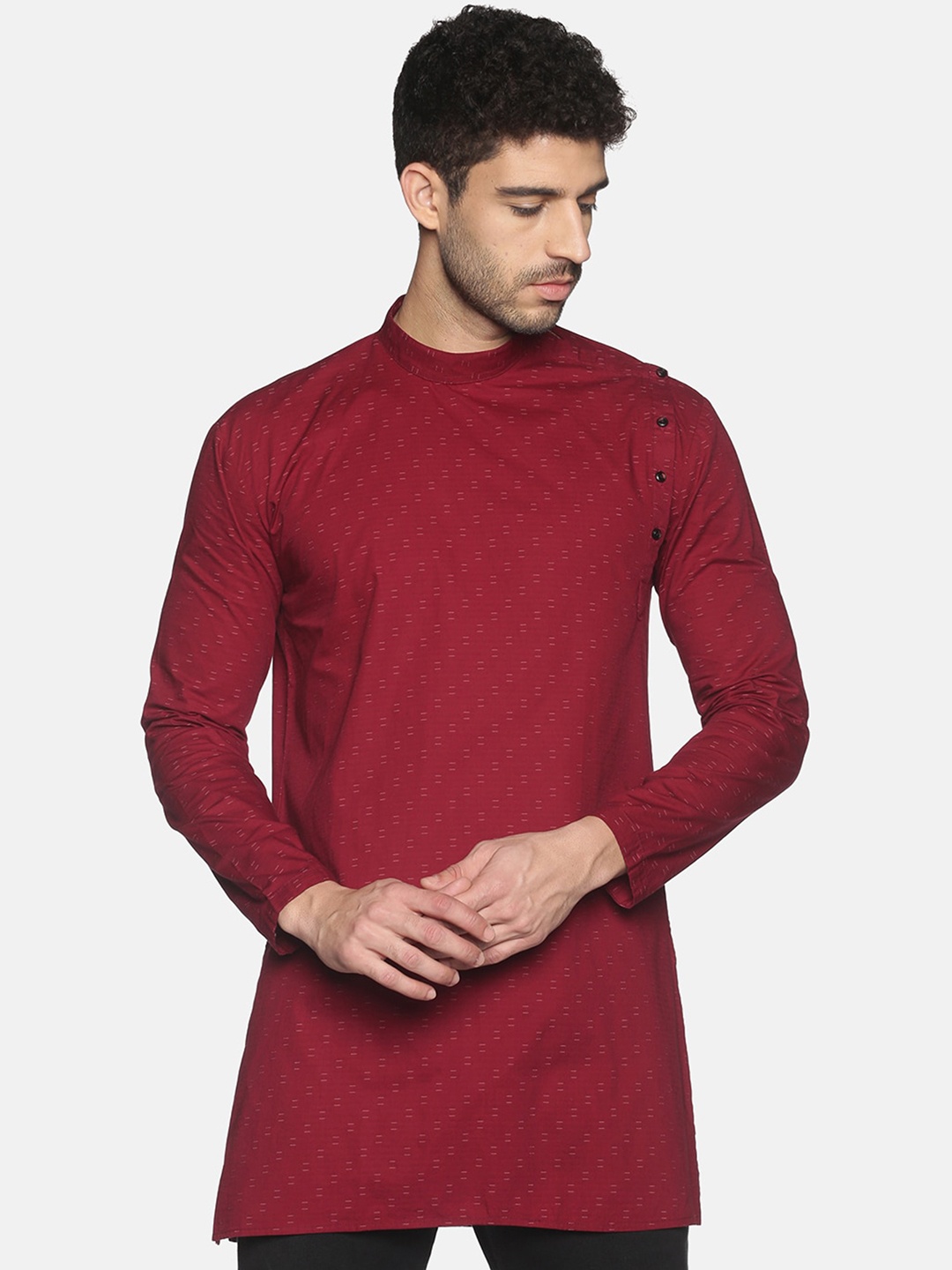 

SHOWOFF Men Maroon Mandarin Collar Kurta