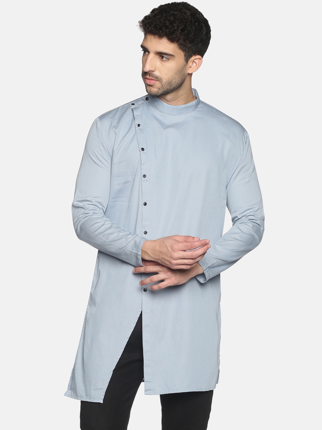 

SHOWOFF Men Blue Solid Kurta