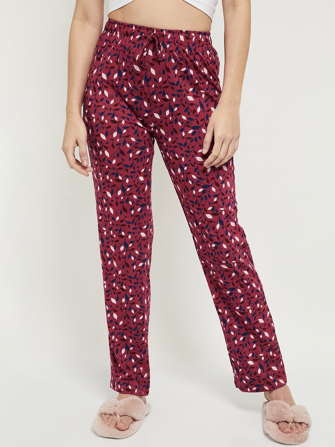 

max Women Red & White Printed Pure Cotton Lounge Pants