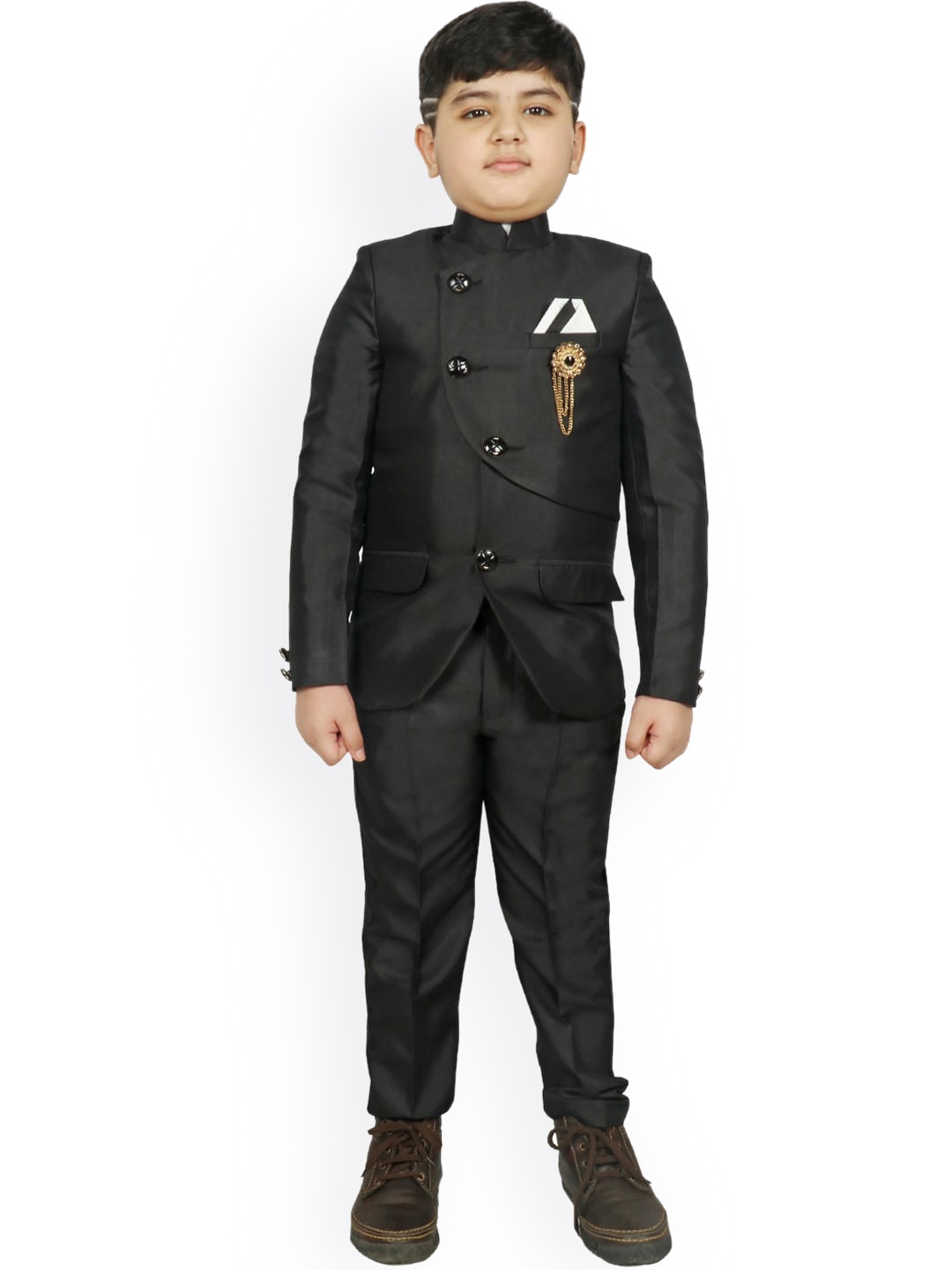 

SG YUVRAJ Boys Black Solid 3-Piece Single Breasted Party Suit