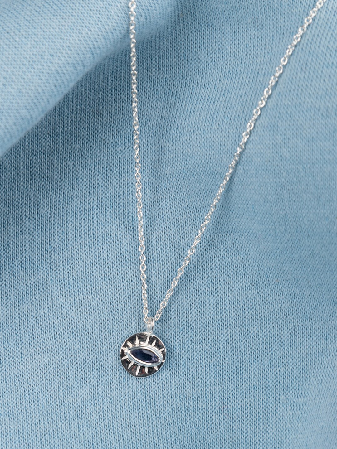 

ExclusiveLane Silver-Toned & Blue Lolite Stone Necklace