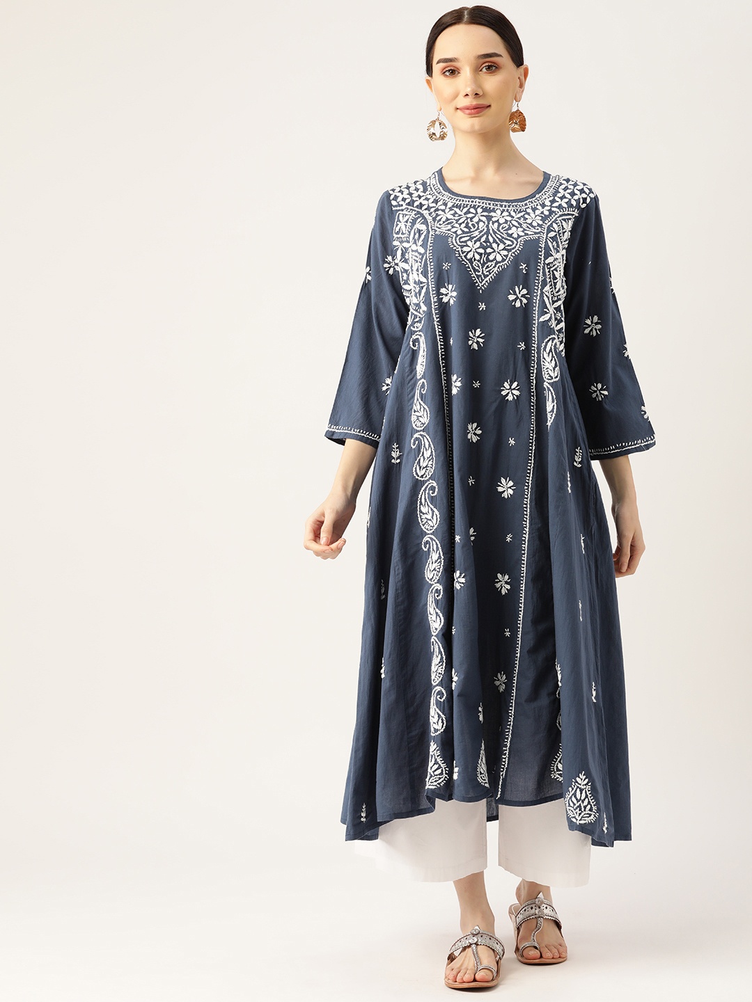 

HOUSE OF KARI Women Navy Blue & White Ethnic Motifs Chikankari Kurta