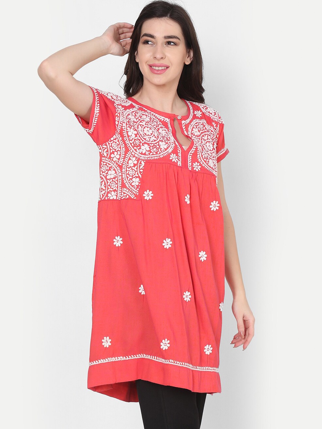 

HOUSE OF KARI Pink & White Embroidered Tunic