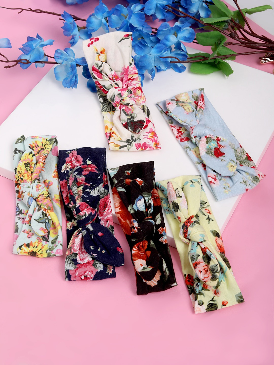 

Babymoon Girls Pack Of 6 Printed Knotted Hairbands, White