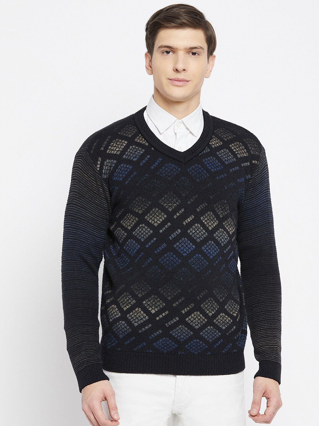 

Duke Men Black geometric Print Sweater