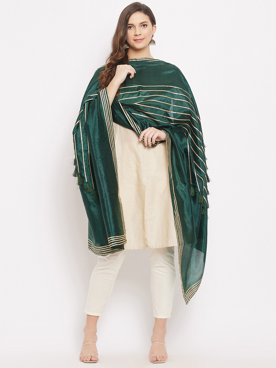 

Clora Creation Green & Gold-Toned Embroidered Dupatta with Gotta Patti