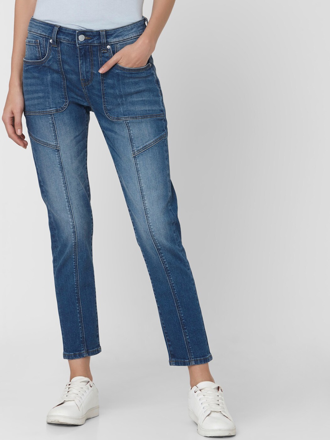 

Vero Moda Women Blue Slim Fit Low Distress Light Fade Jeans