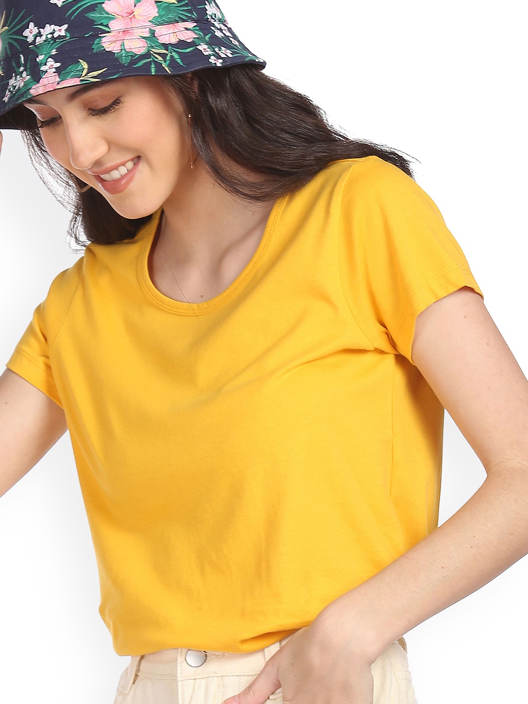 

Sugr Women Yellow Solid T-shirt