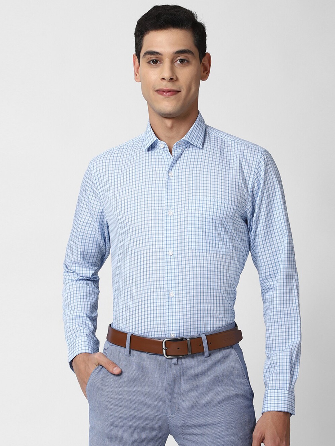 

Peter England Men Blue Checked Formal Shirt