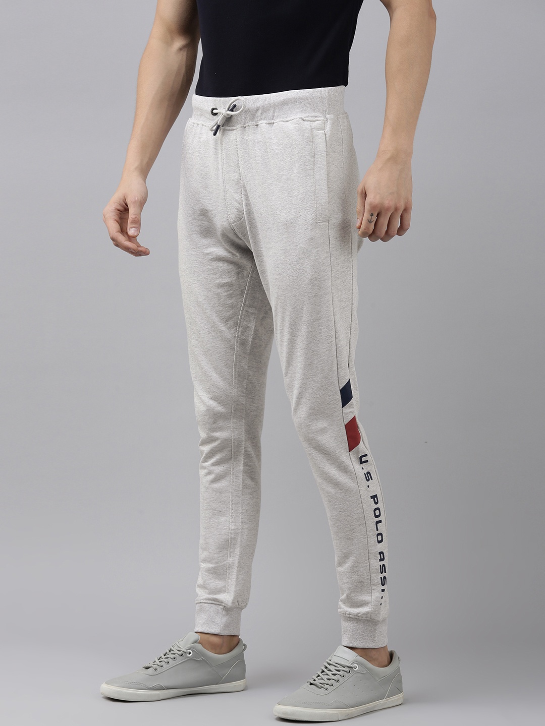 

U.S. Polo Assn. Denim Co. Men Grey & Black Printed Pure Cotton Joggers