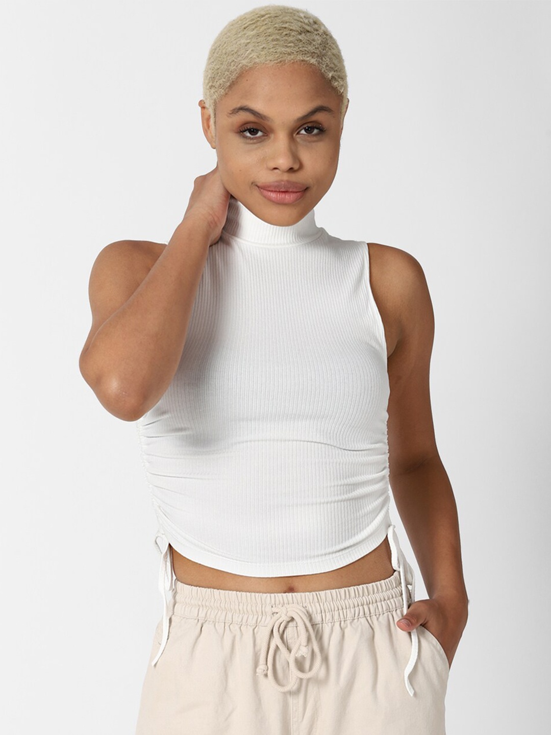 

FOREVER 21 White Striped Crop Top