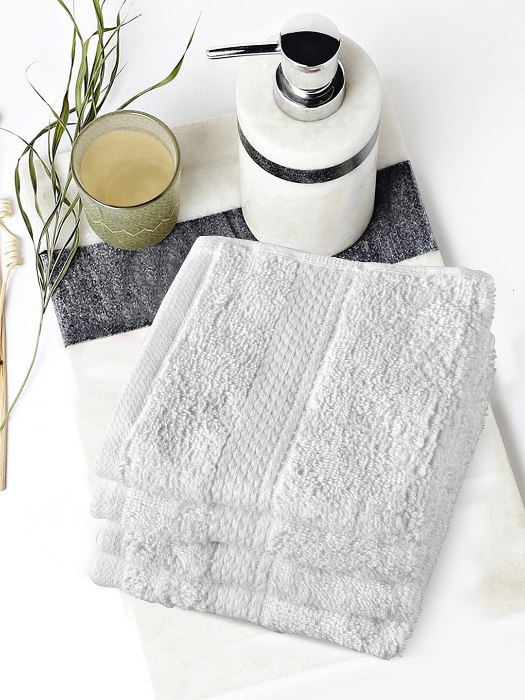 

SPACES Set Of 4 490 GSM Pure Cotton Face Towels, White
