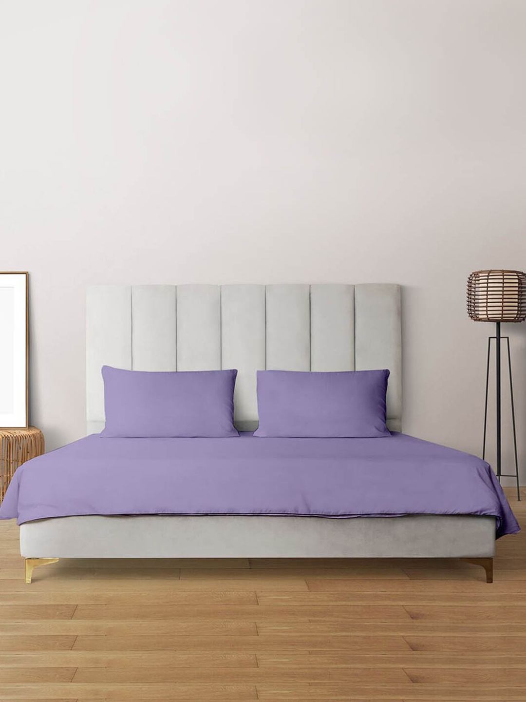 

Livpure Smart Lavender 110 TC Queen Bedsheet with 2 Pillow Covers