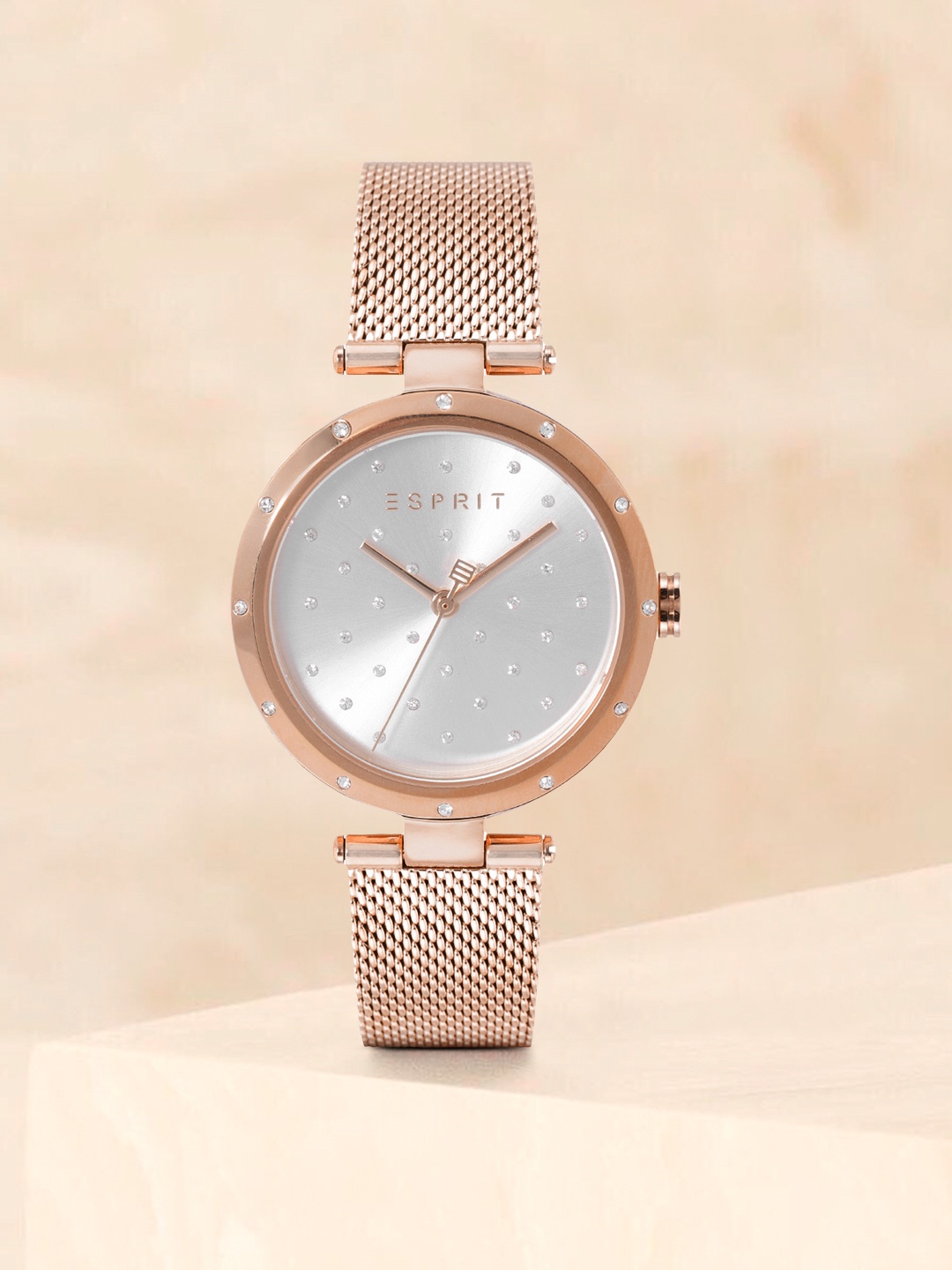

ESPRIT Women Silver-Toned Embellished Dial & Bracelet Straps Analogue Watch ES1L214M0075