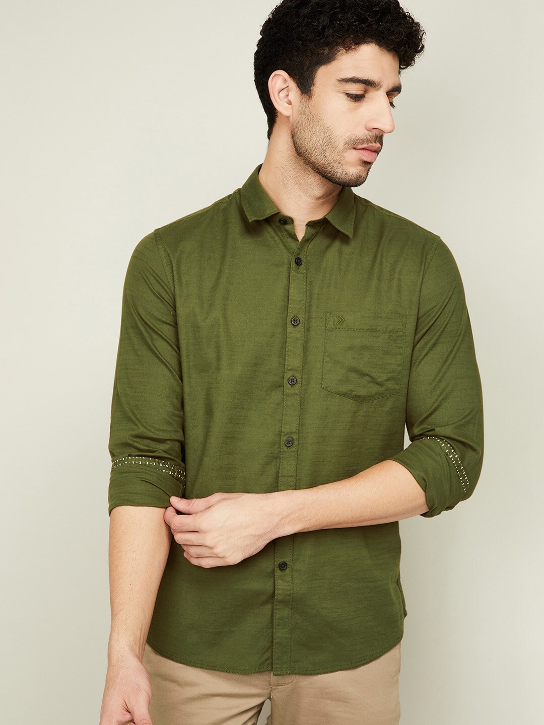 

CODE by Lifestyle Men Olive Green Cotton Casual Shirt
