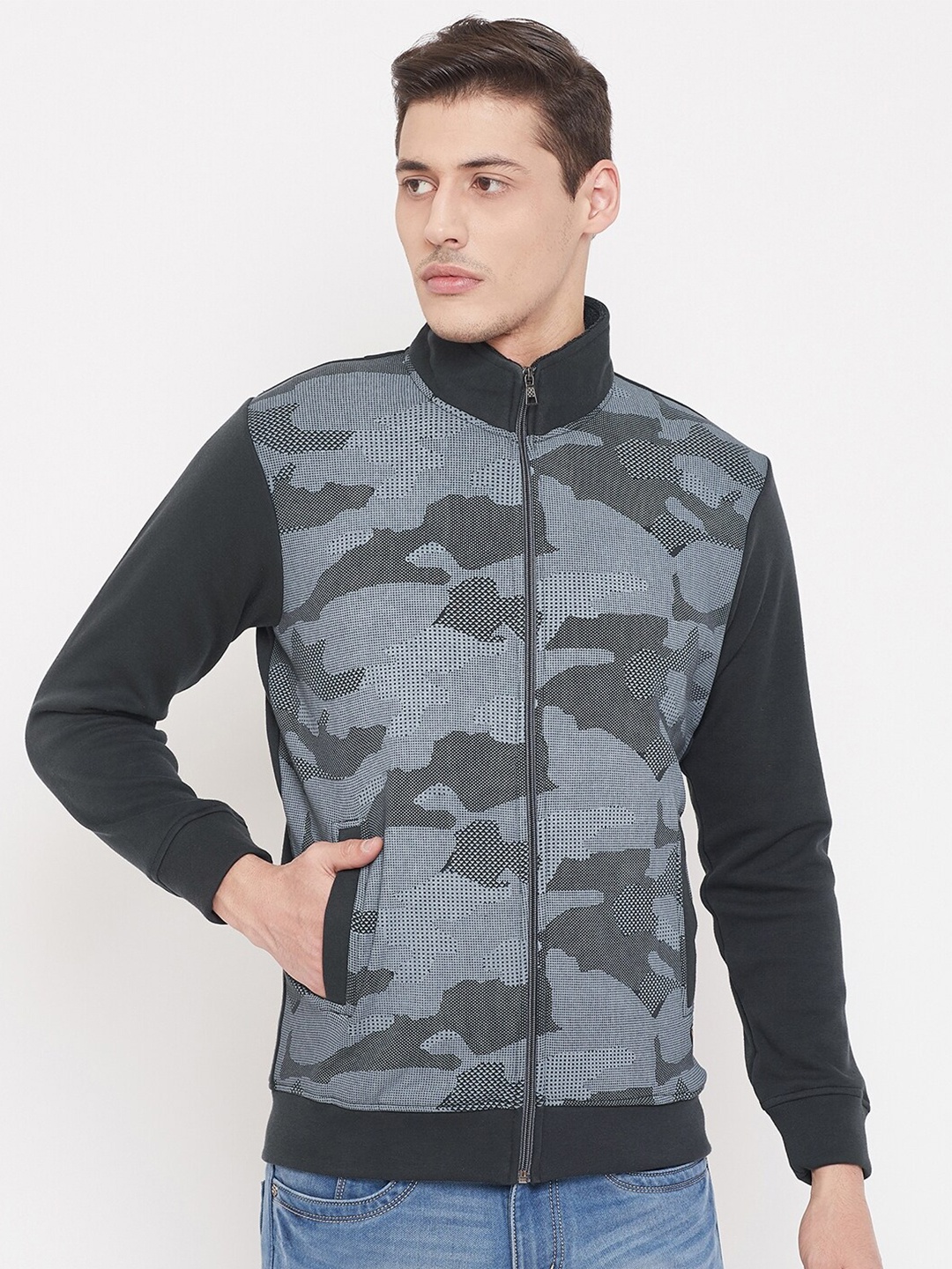 

NEVA Men Black & Grey Camo Printed Sweatshirt