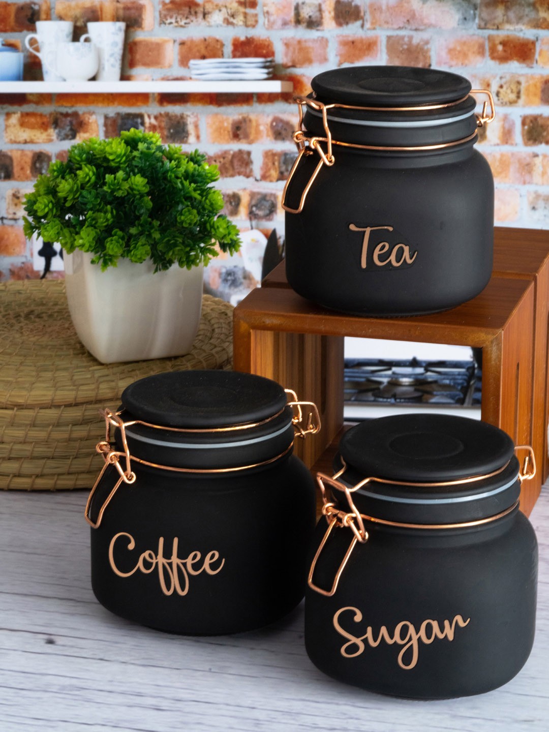

GOODHOMES Black Labeled Glass Storage Jar With Clip Lid