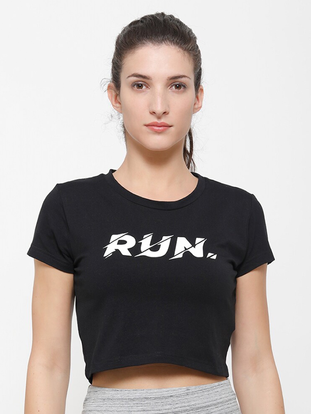 

De Moza Women Black & White Printed & Cropped Cotton T-shirt