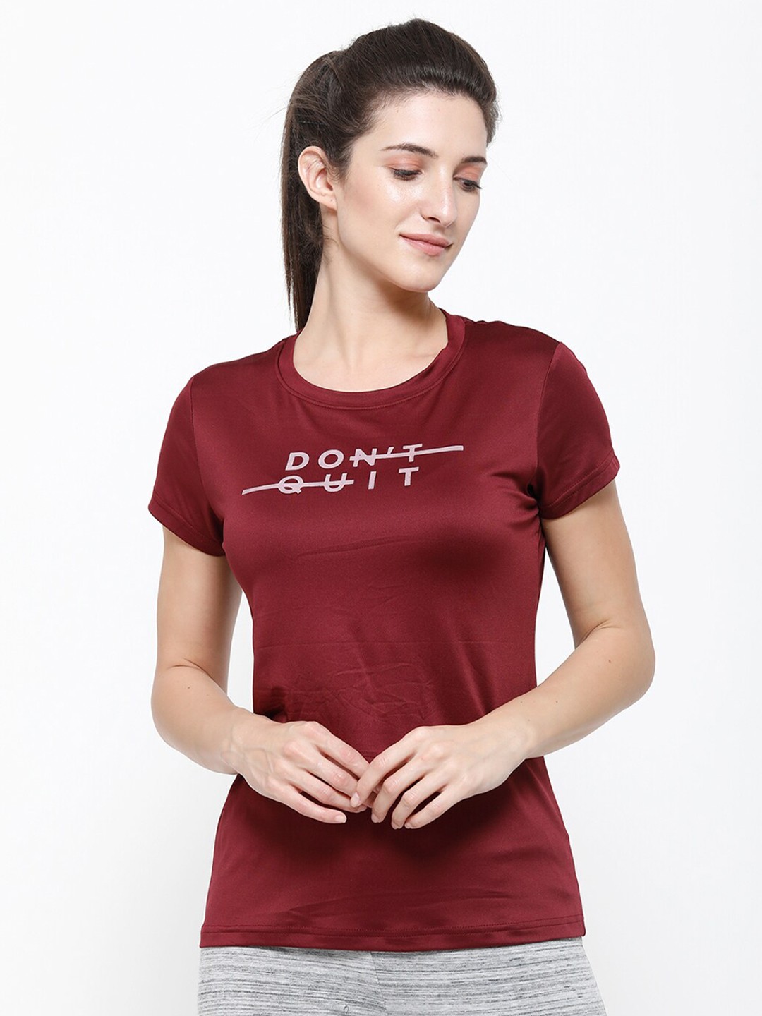 

De Moza Women Maroon Typography T-shirt, Red