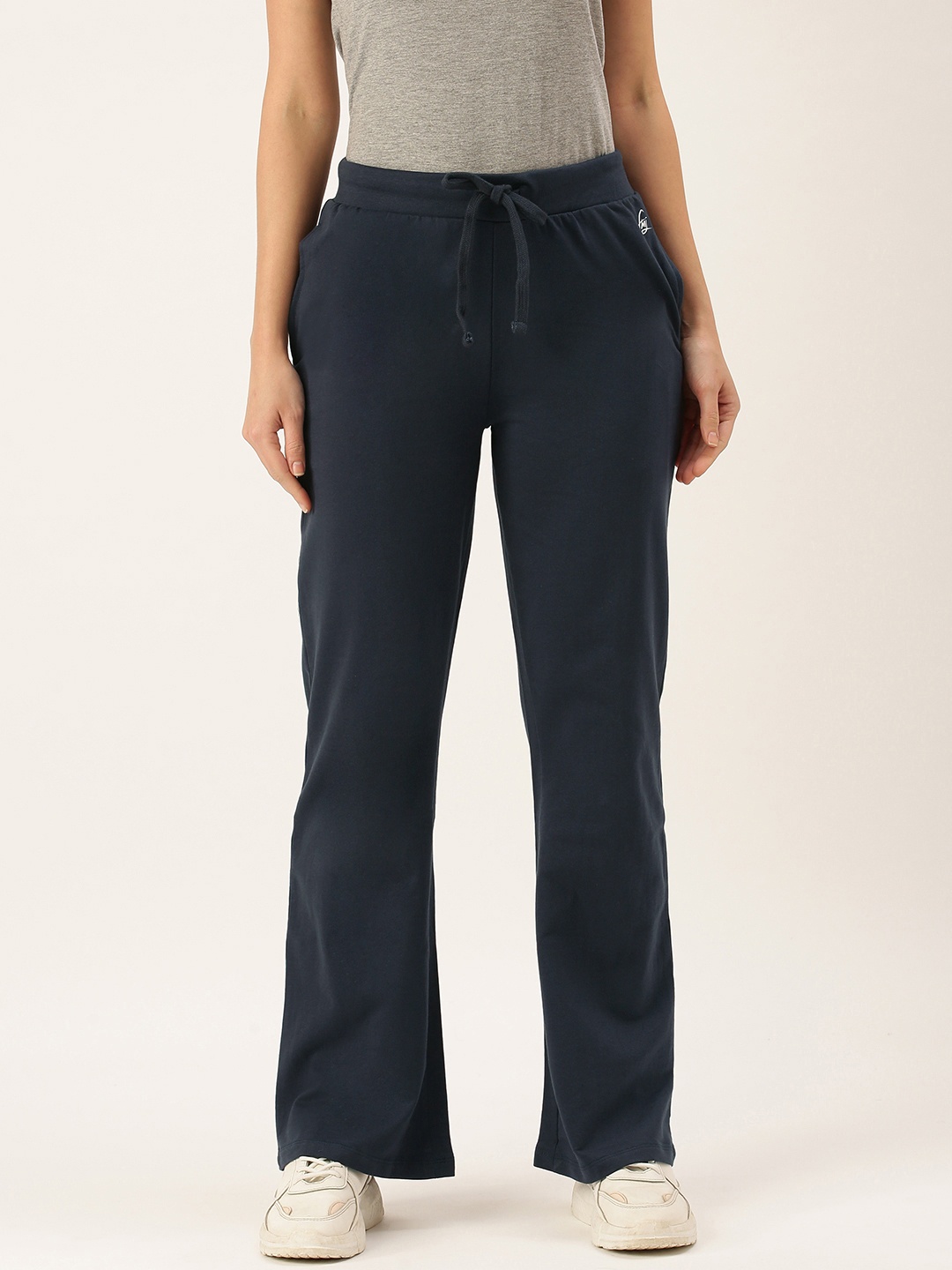 

Flying Machine Womens Navy Solid Regular Track Pant, Navy blue