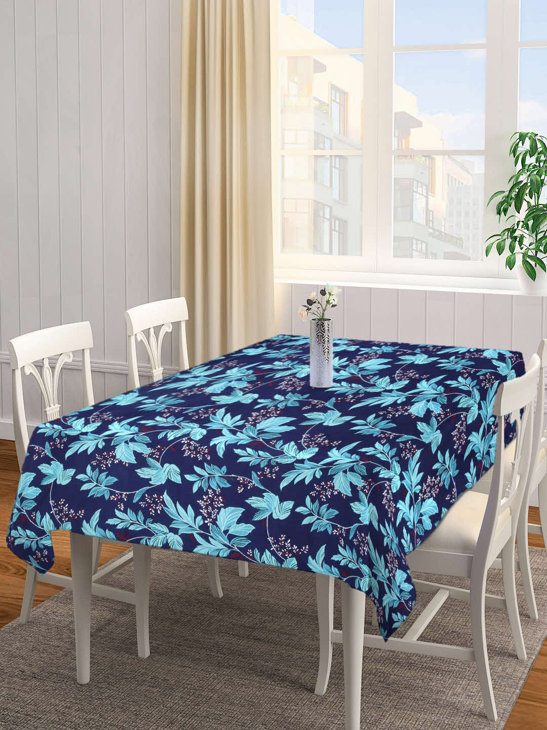 

Arrabi Blue Floral Printed 6 Seater Table Covers